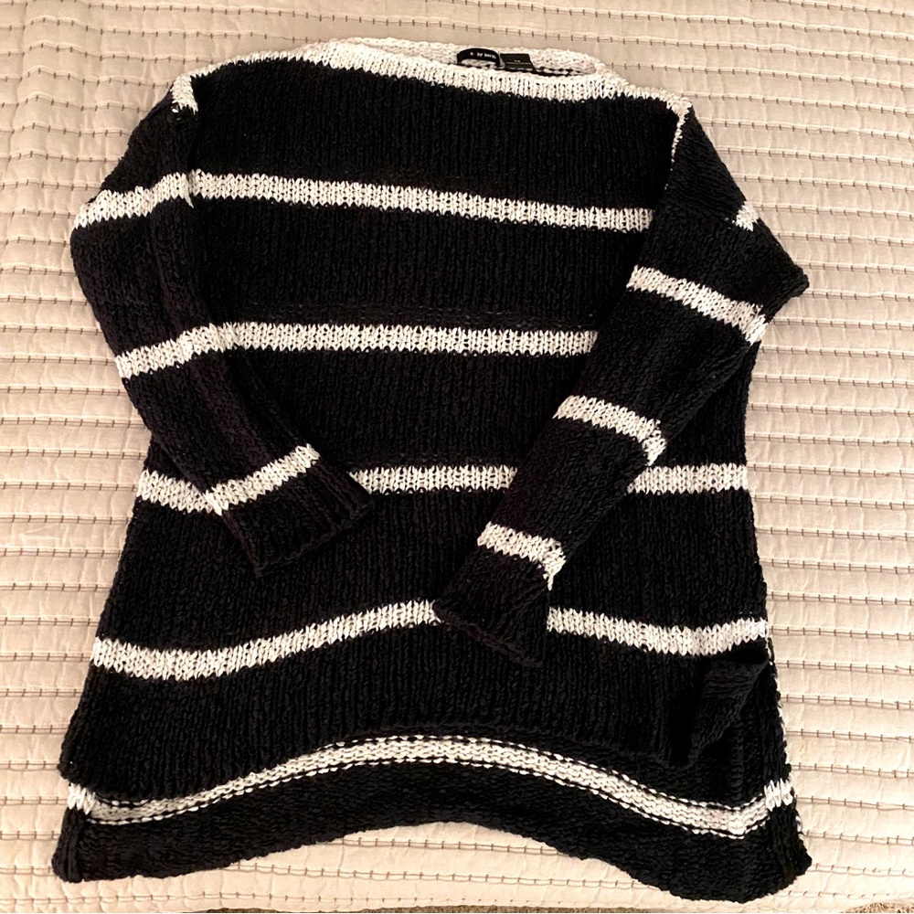 Lightweight split seam/tunic sweater
